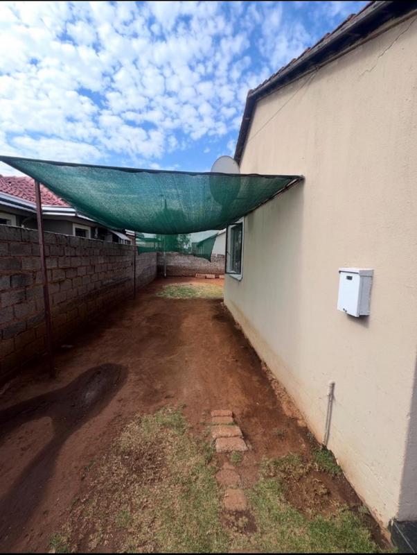 2 Bedroom Property for Sale in Vosloorus Gauteng