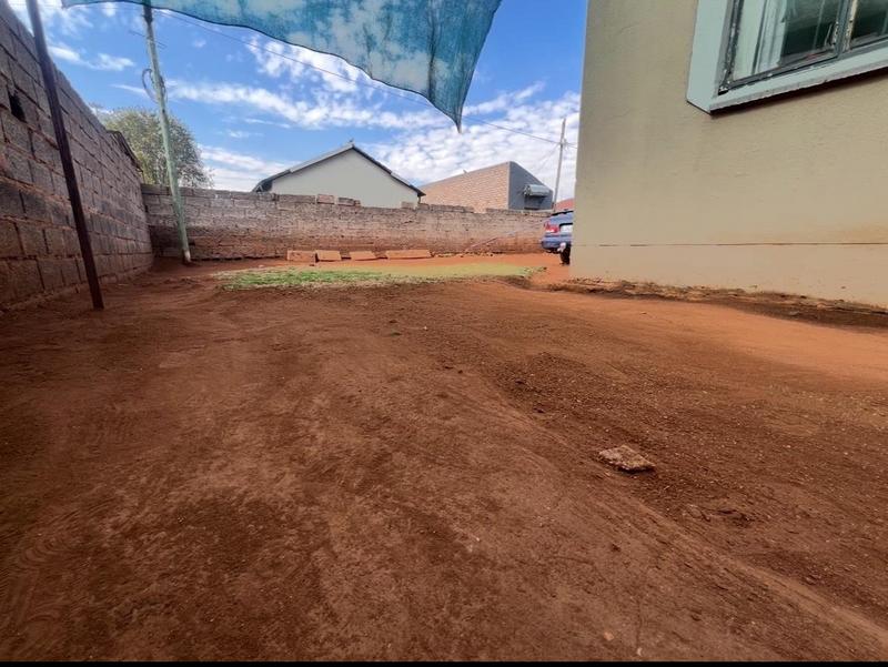 2 Bedroom Property for Sale in Vosloorus Gauteng