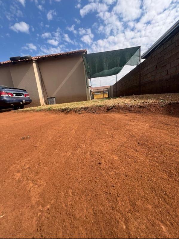 2 Bedroom Property for Sale in Vosloorus Gauteng