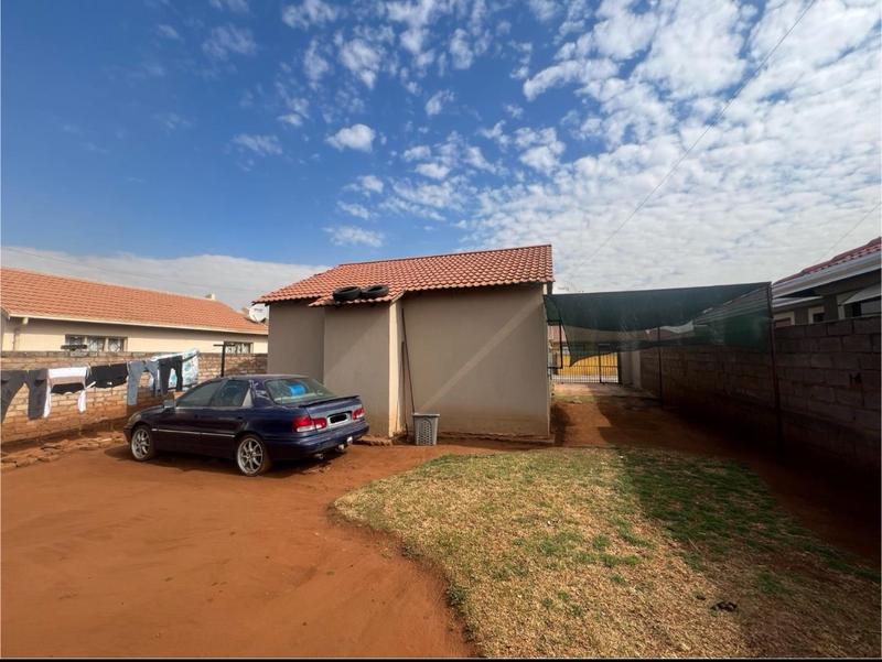 2 Bedroom Property for Sale in Vosloorus Gauteng