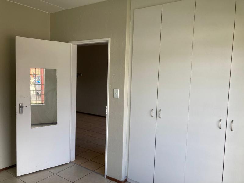 2 Bedroom Property for Sale in Comet Gauteng
