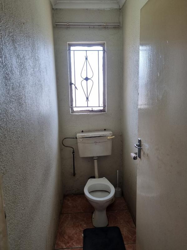 3 Bedroom Property for Sale in Roodekop Gauteng