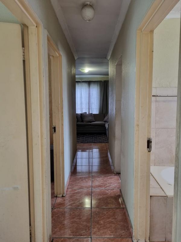 3 Bedroom Property for Sale in Roodekop Gauteng