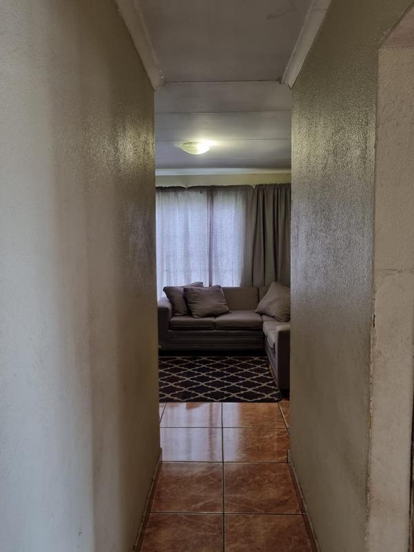 3 Bedroom Property for Sale in Roodekop Gauteng