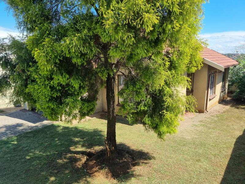 3 Bedroom Property for Sale in Roodekop Gauteng