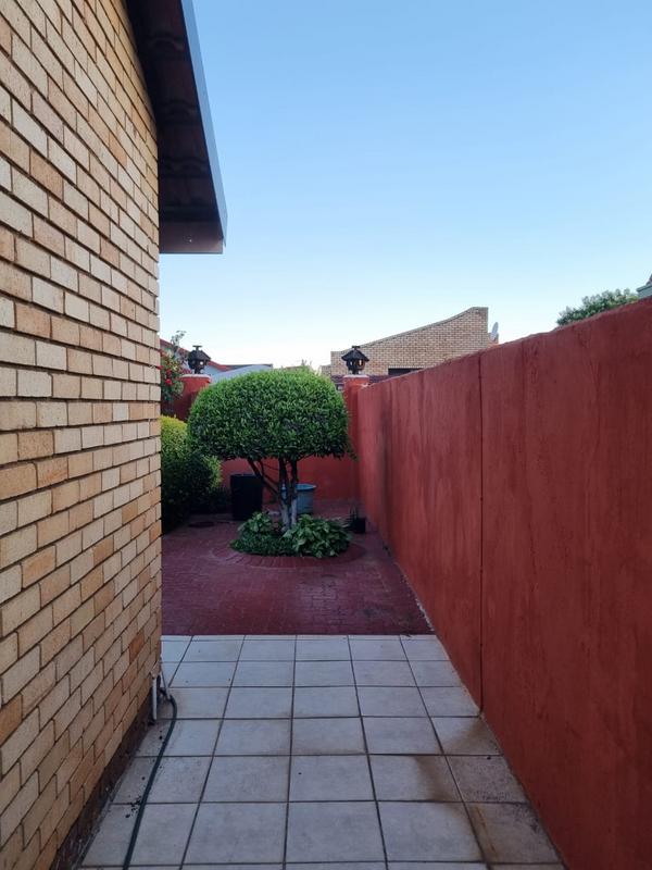 3 Bedroom Property for Sale in Spruit View Gauteng
