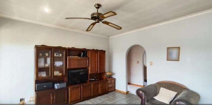 3 Bedroom Property for Sale in Birchleigh North Gauteng