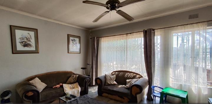 3 Bedroom Property for Sale in Birchleigh North Gauteng