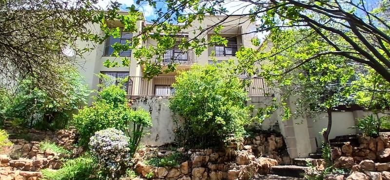 4 Bedroom Property for Sale in Ontdekkerspark Gauteng