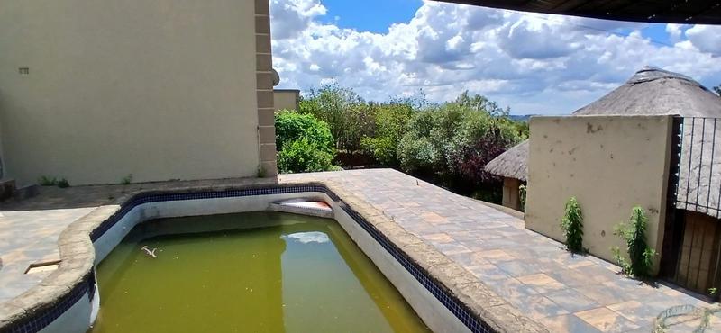 4 Bedroom Property for Sale in Ontdekkerspark Gauteng