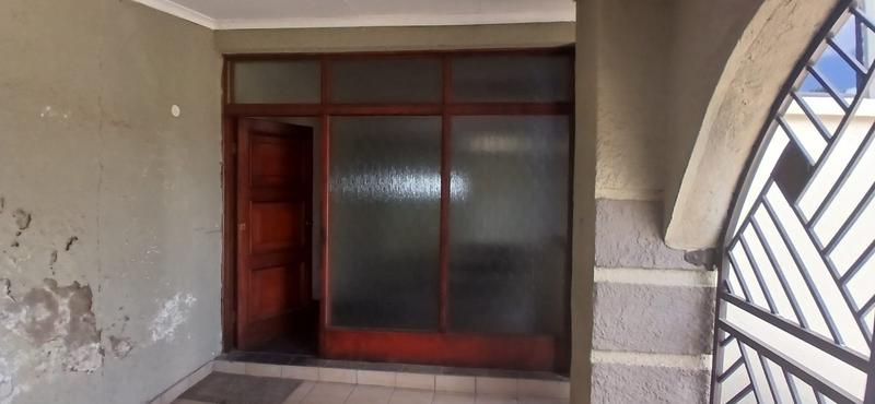 4 Bedroom Property for Sale in Ontdekkerspark Gauteng