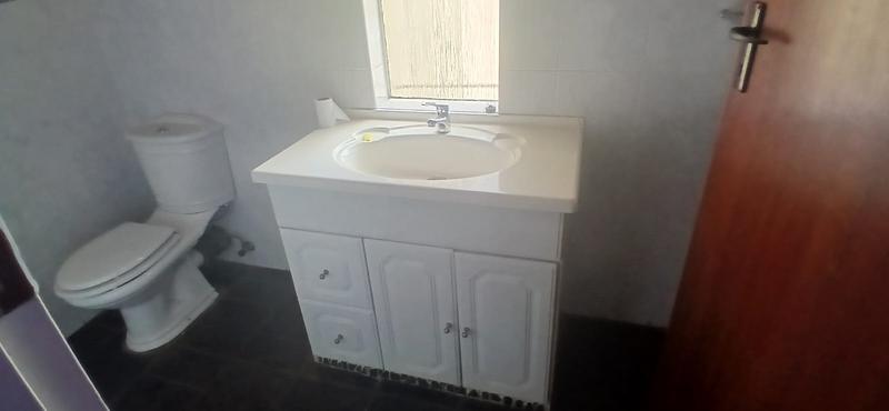 4 Bedroom Property for Sale in Ontdekkerspark Gauteng