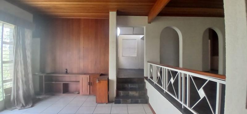 4 Bedroom Property for Sale in Ontdekkerspark Gauteng