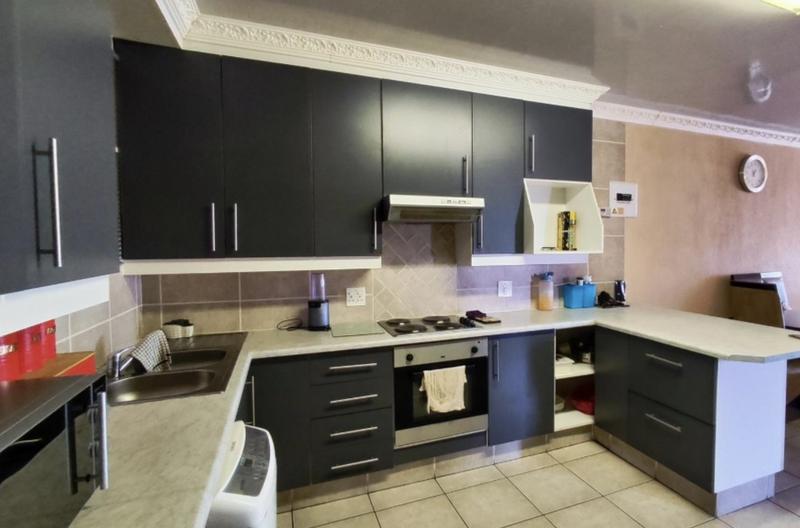 2 Bedroom Property for Sale in Alberton Gauteng