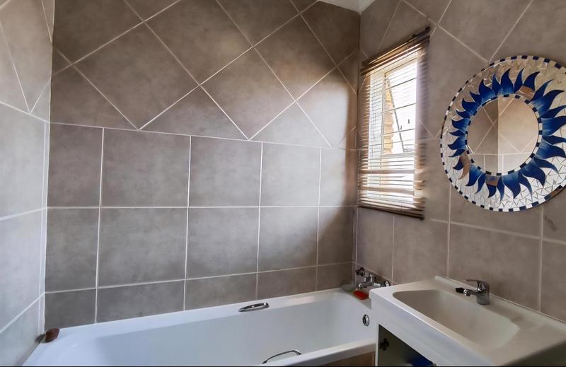 2 Bedroom Property for Sale in Alberton Gauteng