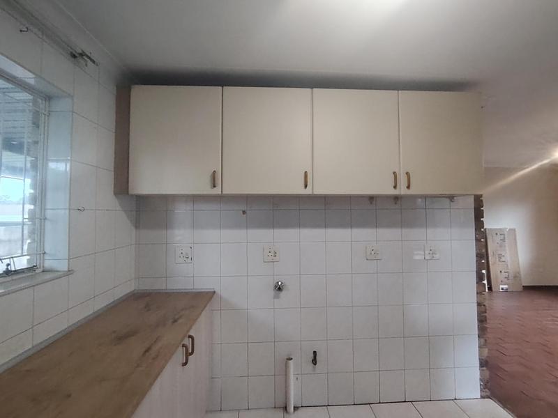 To Let 2 Bedroom Property for Rent in Wierda Park Gauteng