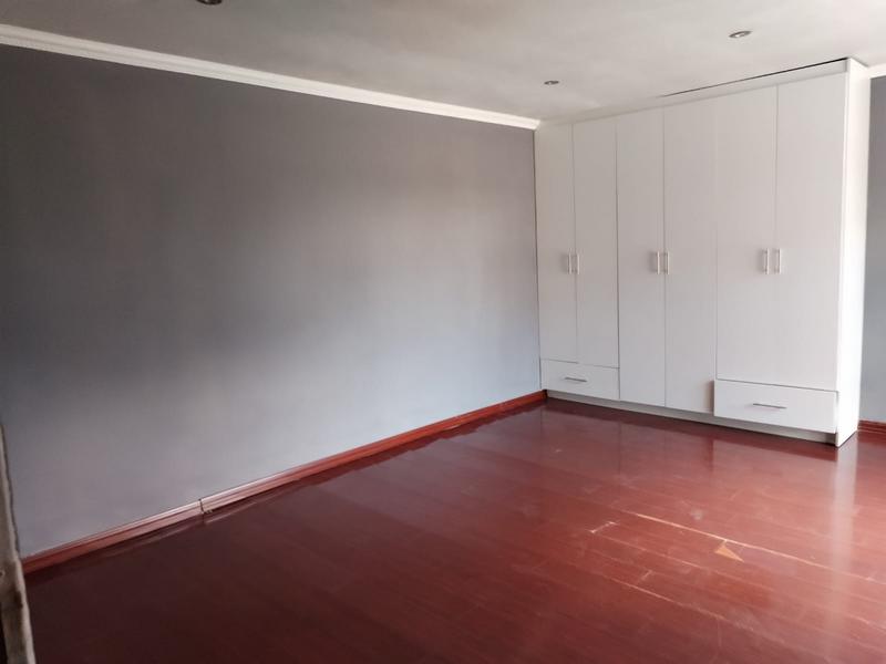 4 Bedroom Property for Sale in Mid Ennerdale Gauteng