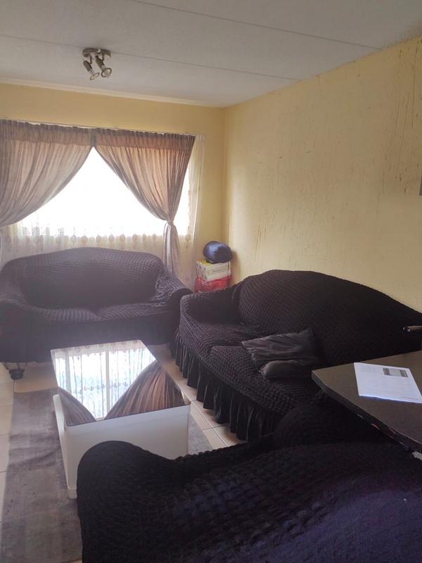 2 Bedroom Property for Sale in Ormonde View Gauteng
