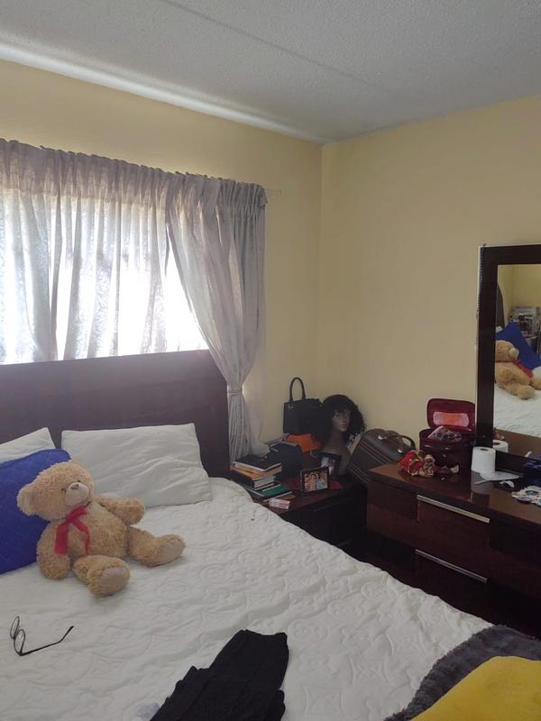 2 Bedroom Property for Sale in Ormonde View Gauteng