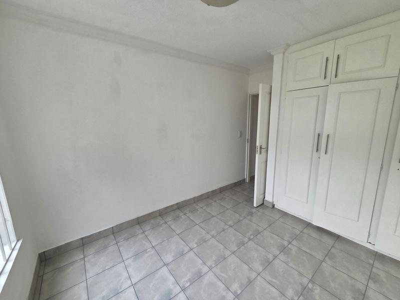 To Let 1 Bedroom Property for Rent in Buccleuch Gauteng