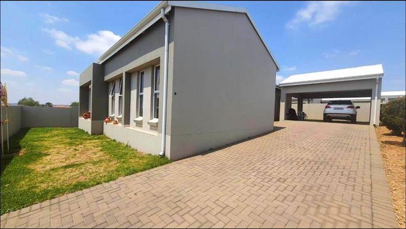 To Let 3 Bedroom Property for Rent in Blue Hills Gauteng