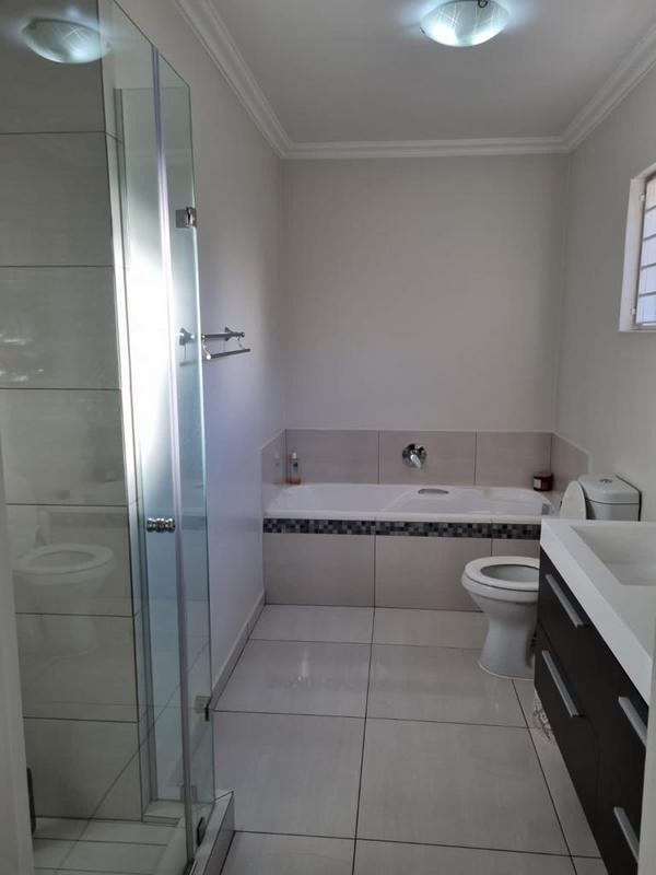 To Let 2 Bedroom Property for Rent in Strathavon Gauteng