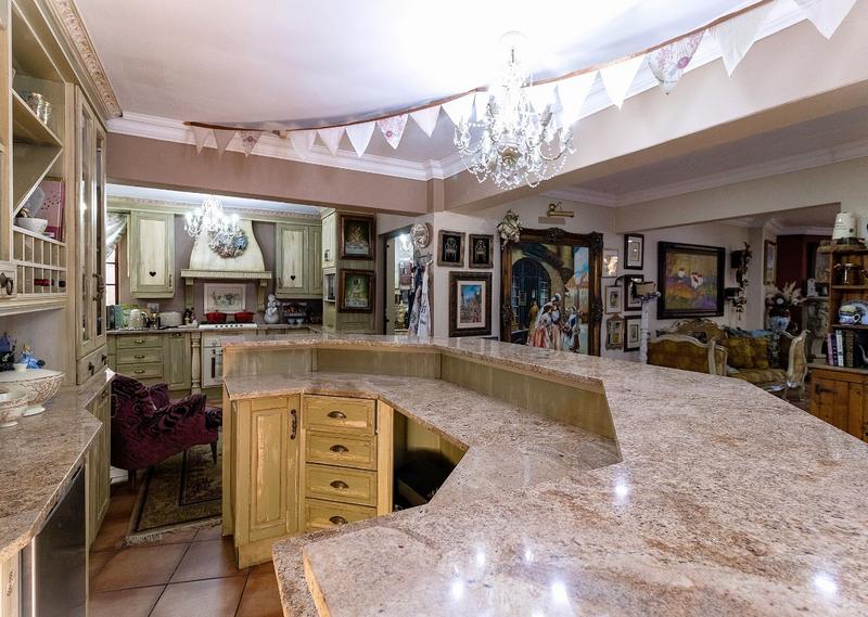 7 Bedroom Property for Sale in Alberante Gauteng