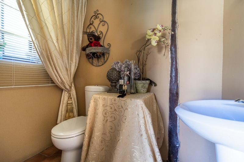 7 Bedroom Property for Sale in Alberante Gauteng