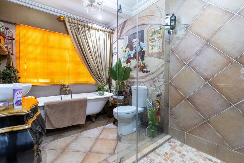 7 Bedroom Property for Sale in Alberante Gauteng