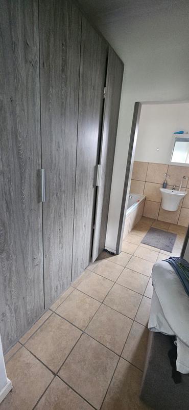 3 Bedroom Property for Sale in Lakefield Gauteng