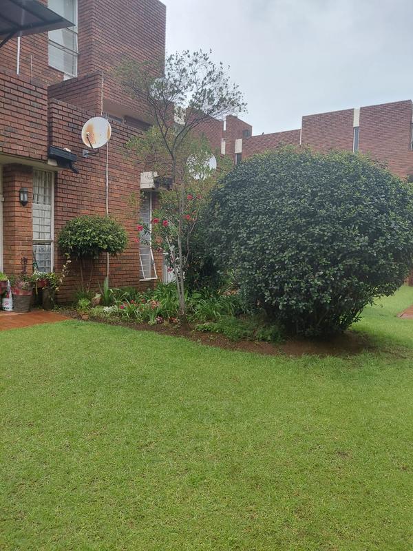 1 Bedroom Property for Sale in Malvern East Gauteng