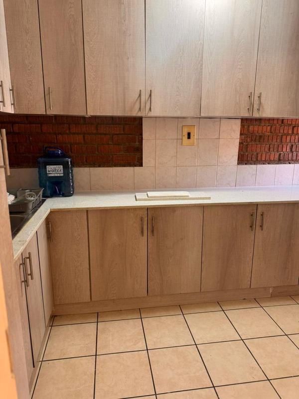 1 Bedroom Property for Sale in Malvern East Gauteng