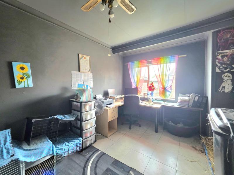 2 Bedroom Property for Sale in Dayanglen Gauteng