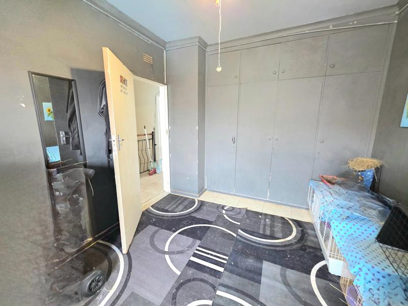 2 Bedroom Property for Sale in Dayanglen Gauteng