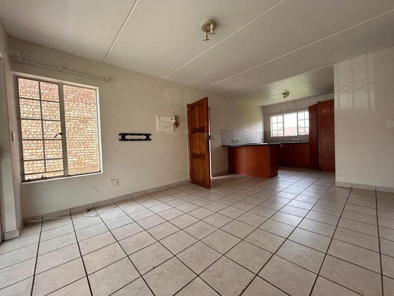 2 Bedroom Property for Sale in Halfway Gardens Gauteng