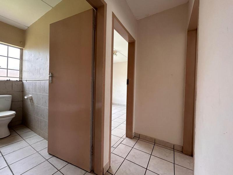 2 Bedroom Property for Sale in Halfway Gardens Gauteng