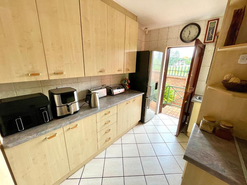 2 Bedroom Property for Sale in Noordheuwel Gauteng