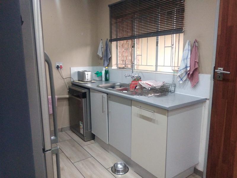 3 Bedroom Property for Sale in Rooihuiskraal North Gauteng
