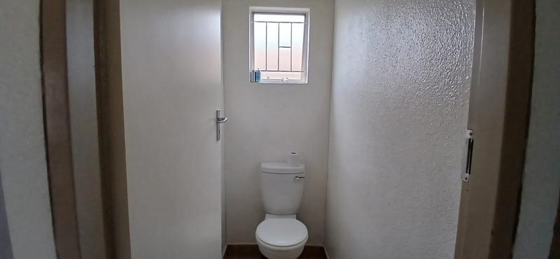 To Let 3 Bedroom Property for Rent in Sky City Gauteng