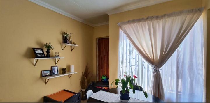 3 Bedroom Property for Sale in Crystal Park Gauteng