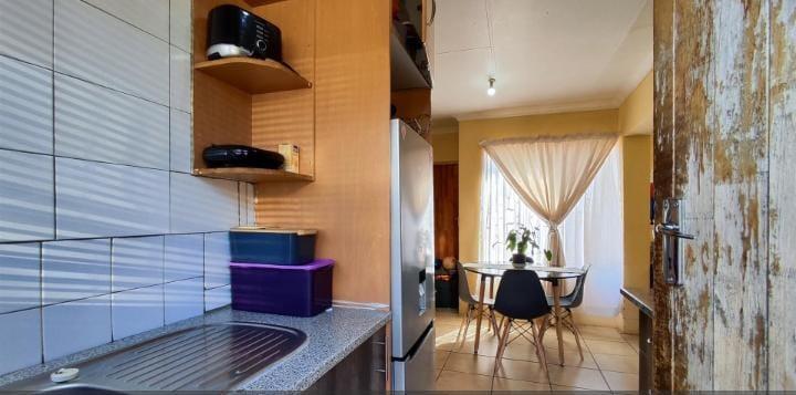 3 Bedroom Property for Sale in Crystal Park Gauteng