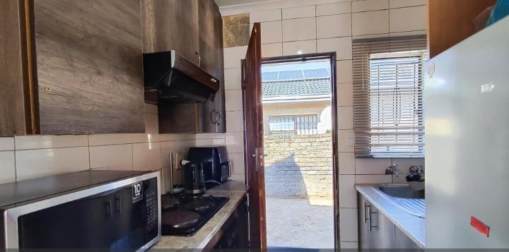 3 Bedroom Property for Sale in Crystal Park Gauteng