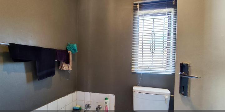3 Bedroom Property for Sale in Crystal Park Gauteng