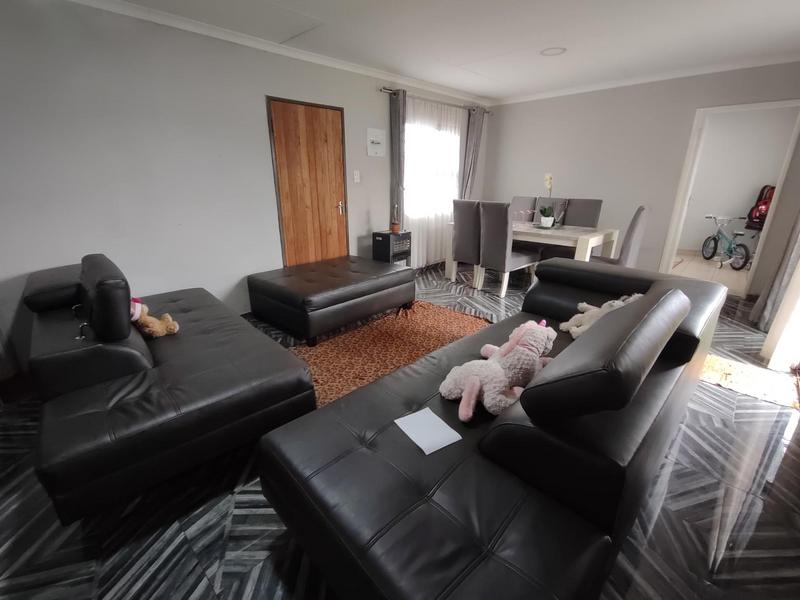 3 Bedroom Property for Sale in Dawn Park Gauteng