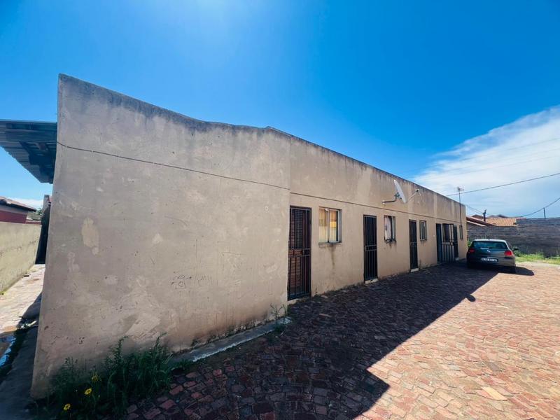 12 Bedroom Property for Sale in Leachville Ext 3 Gauteng