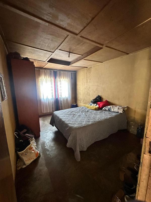 8 Bedroom Property for Sale in Rondebult Gauteng