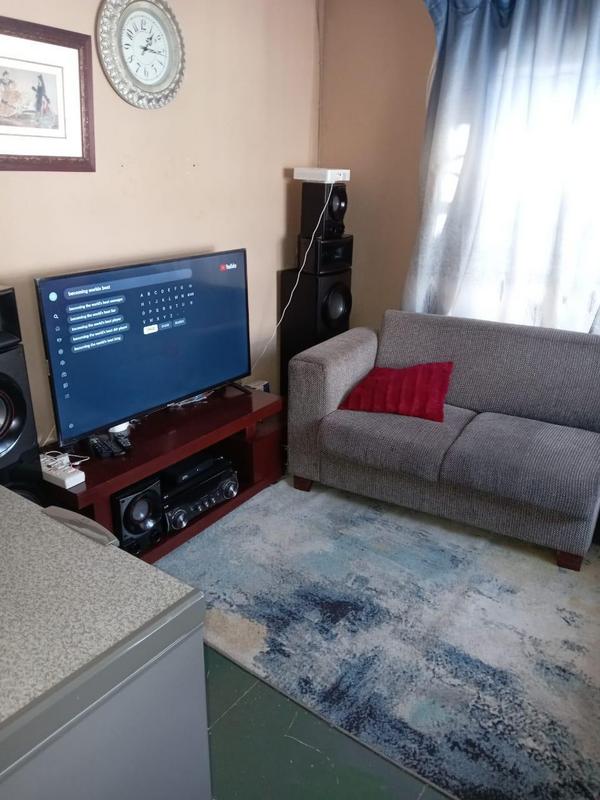 8 Bedroom Property for Sale in Birch Acres Gauteng