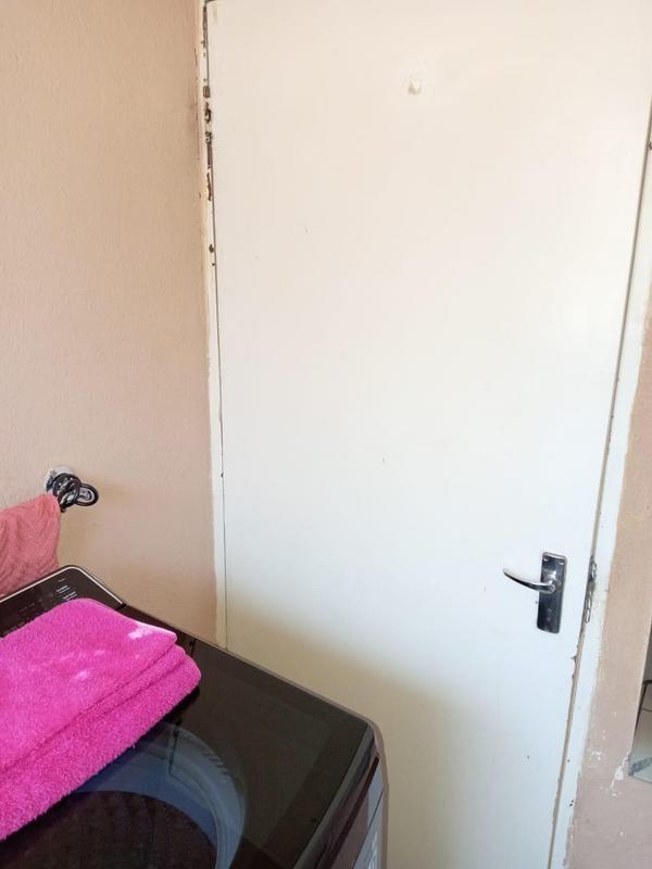 8 Bedroom Property for Sale in Birch Acres Gauteng