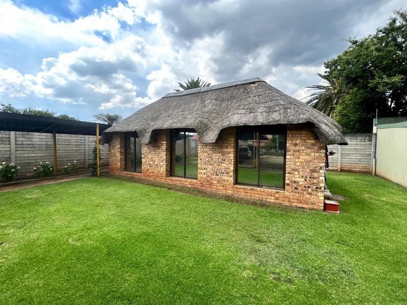 Commercial Property for Sale in Geduld Gauteng