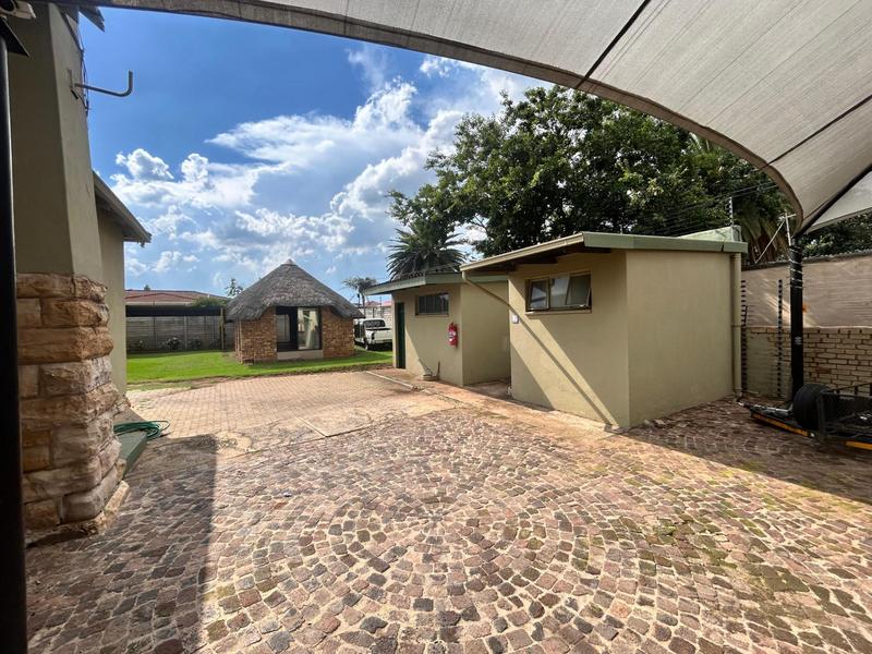 Commercial Property for Sale in Geduld Gauteng